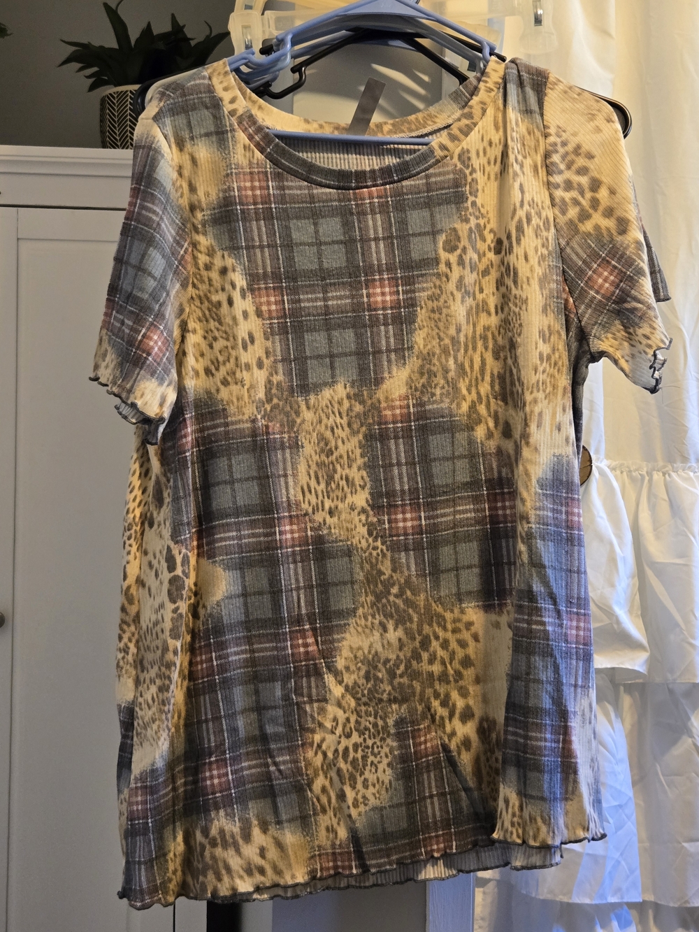 Mixed Plaid and Leopard Short Sleeve Tee - Multi